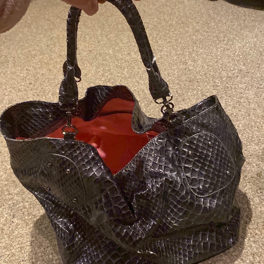 Big Buddha black bag.
